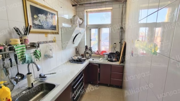 华光小区 3室2厅 南 北-厨房