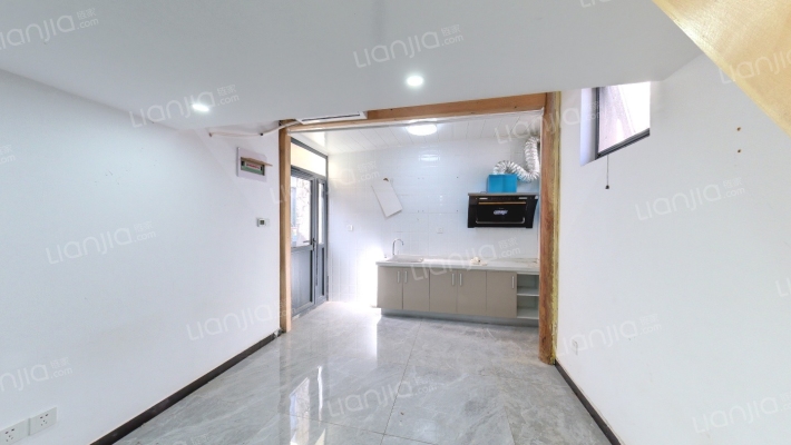 前肖家胡同二手房实景图