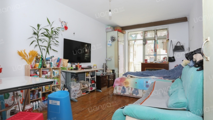 燃料公司家属楼二手房实景图