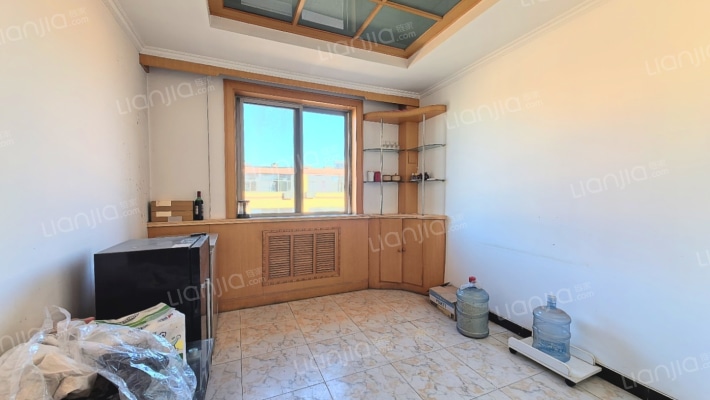 金税小区三居双卫大三居南北通透-餐厅