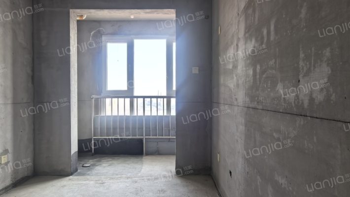 二中旁 临107国道 集中供暖 电梯房-卧室B