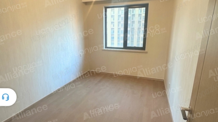 高新区 央企开发 精装交付 集中供暖 南北通透三居-卧室A