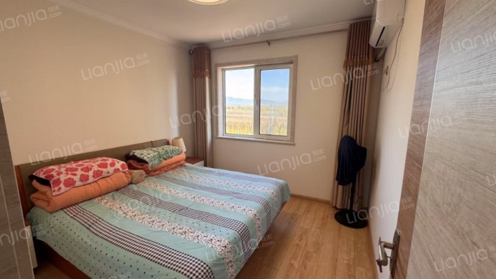 3加1户型 南北通透精装中高层 采光好-卧室B