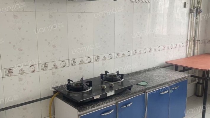 交通便利，购物生活方便，配套齐全-厨房