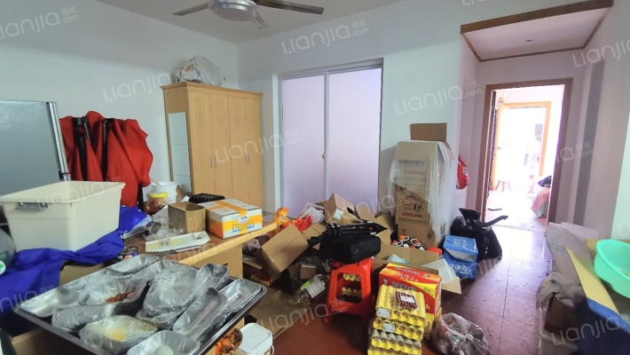 杨园街电信社区二手房实景图