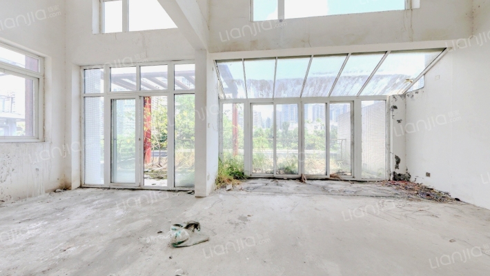 蓝山美树二手房实景图