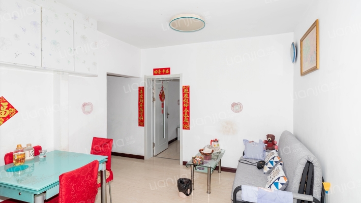 滨江小区二手房实景图