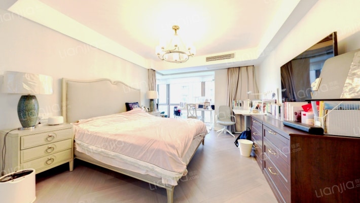 蔚蓝之都二手房实景图