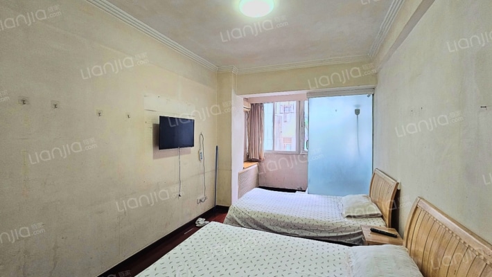 财政专员办家属区二手房实景图