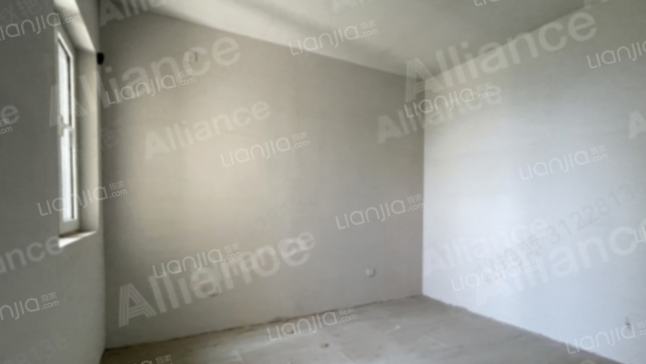 小区高尔夫别墅里 优美宜居 前排无遮挡 次顶美景一览-卧室A