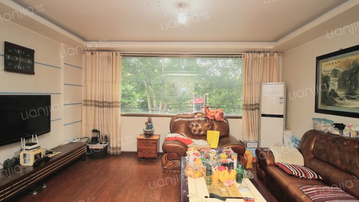 德兴小区二手房实景图