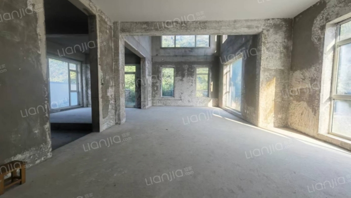 依山郡二手房实景图