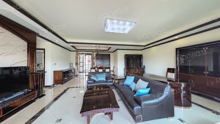 银湖山庄四期二手房实景图