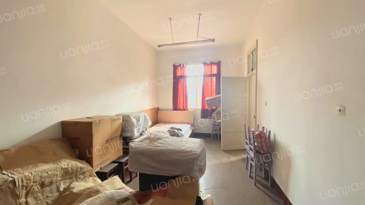 齐联里二手房实景图