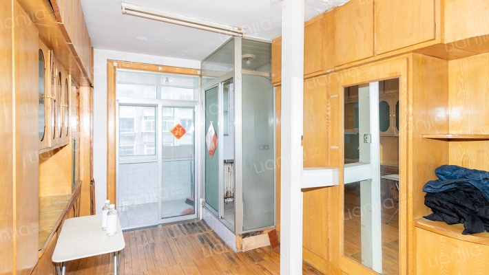 振一街二手房实景图