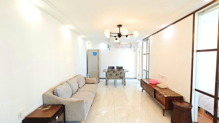 新兴大厦二手房实景图