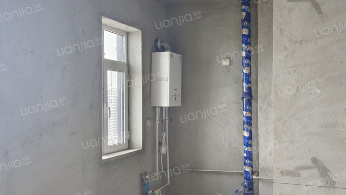 四中，南关，房本满五 ，配套齐全-厨房