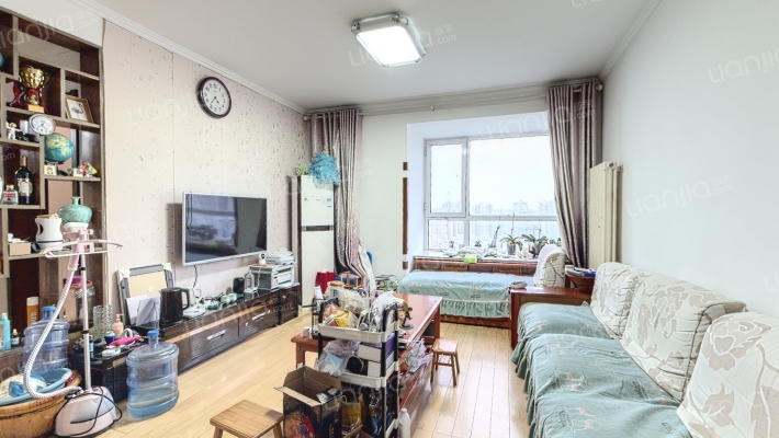 鲁商蓝岸国际一期二期二手房实景图