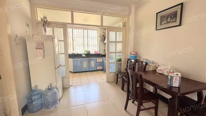 联合小区四号院 3室1厅 南 北-餐厅