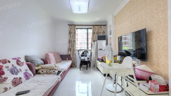 南翔秀城海谊苑二手房实景图