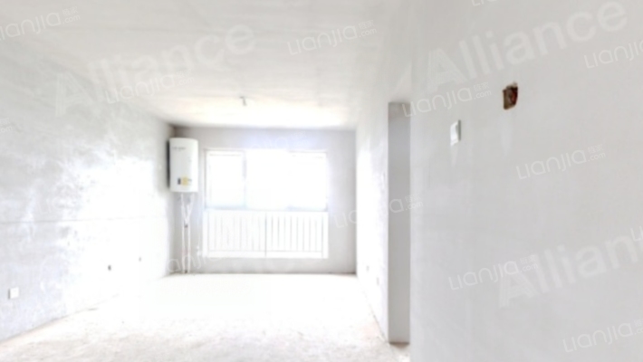 房子是新楼盘的房子，位置好，交通方便，北京通勤必备-客厅