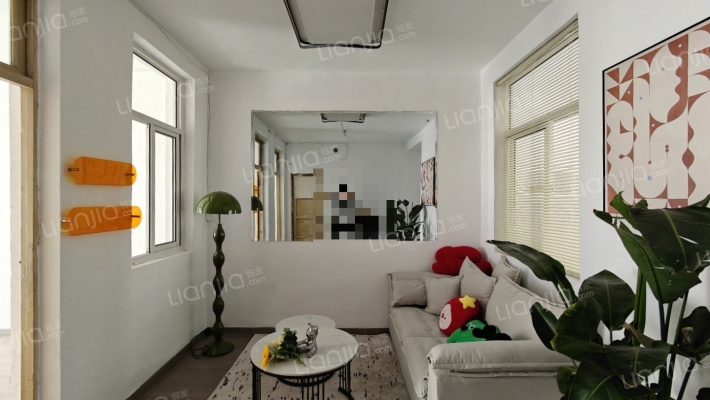 糖茶站宿舍二手房实景图