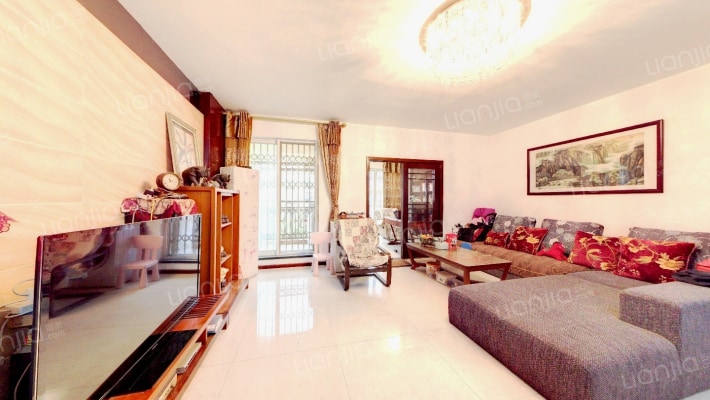 罗纳河谷二手房实景图