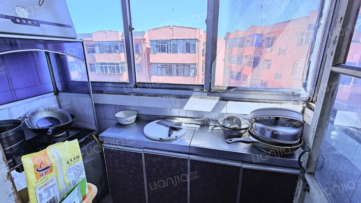 粮食局东关小区 3室2厅 南 北-厨房