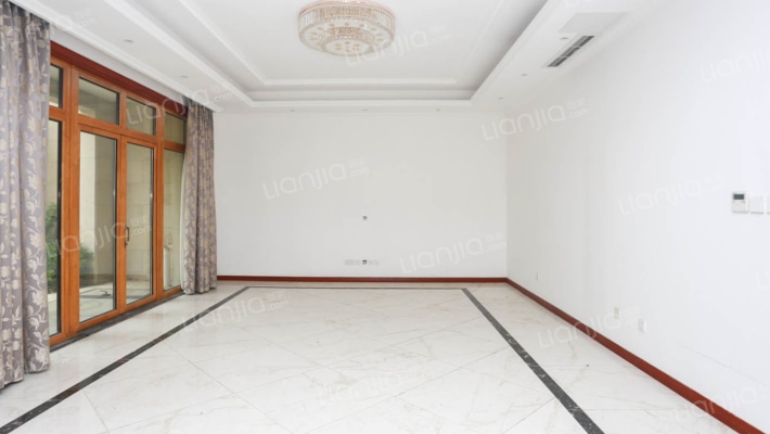 绿城玫瑰园二手房实景图