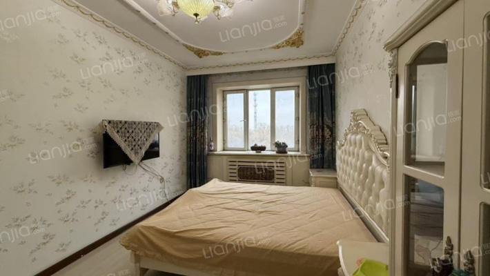 东方小区B区二手房实景图