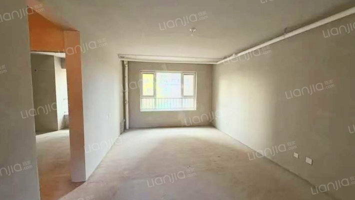 东湖铂悦山秋实园二手房实景图