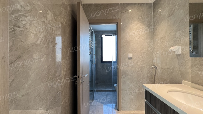 高新区中船涿州府，集中弄暖，央企大社区，全部精装修-卫生间B