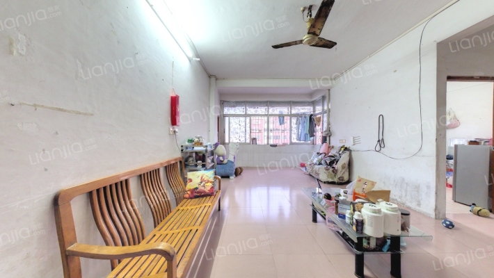 跃华路547号二手房实景图