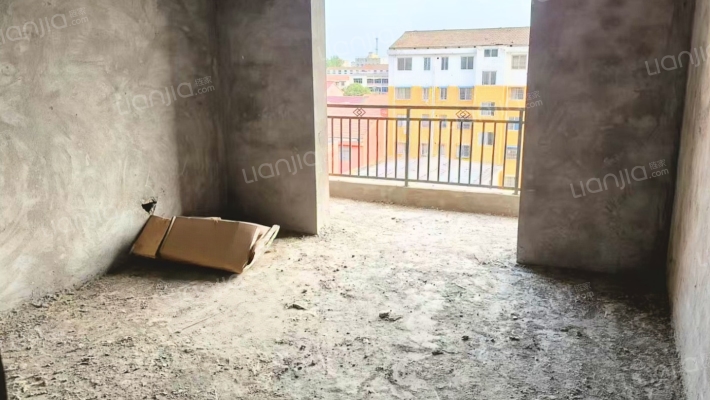 郸城食品总公司家属楼二手房实景图