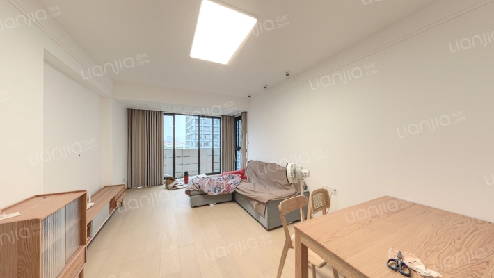 创智天地二手房实景图