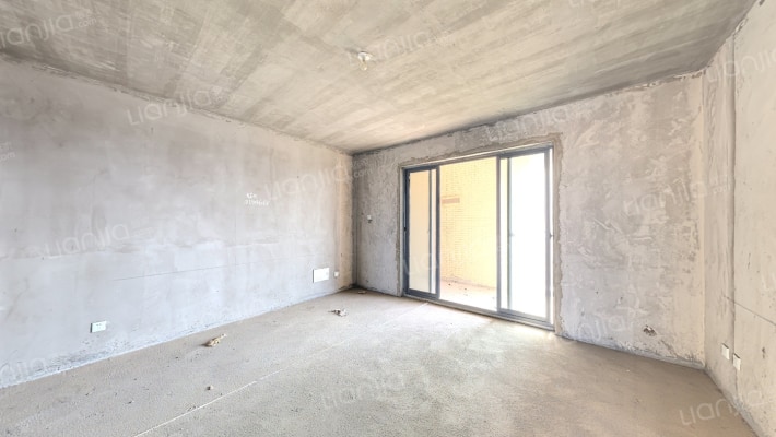 天悦鑫苑二手房实景图