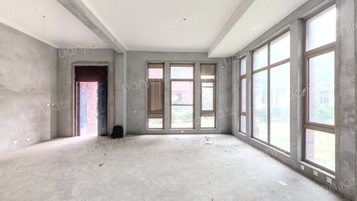 鑫霞湾二手房实景图