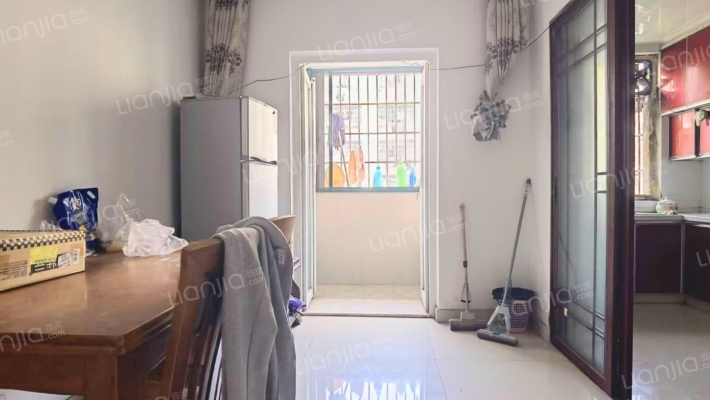 安元佳苑六区二手房实景图