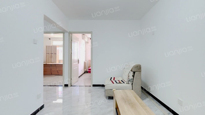 滨河馨居二手房实景图