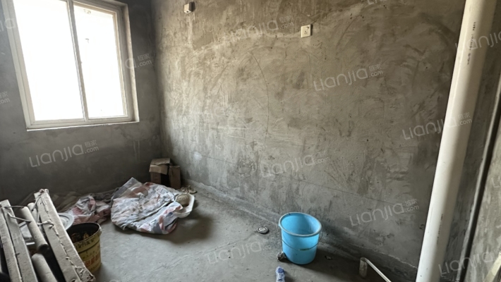 码头离高速近 联排别墅前后带小院 低总价 可议-卫生间B