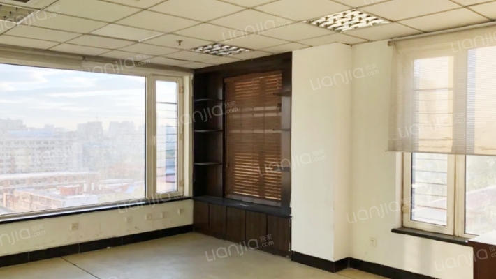 珠琳旺角二手房实景图