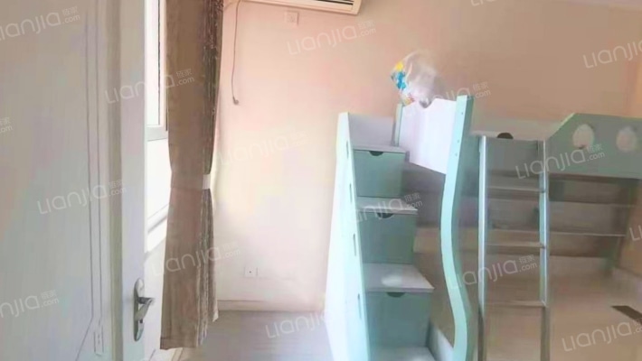 水岸花城，好房源，环境好，交通便利。-卧室B