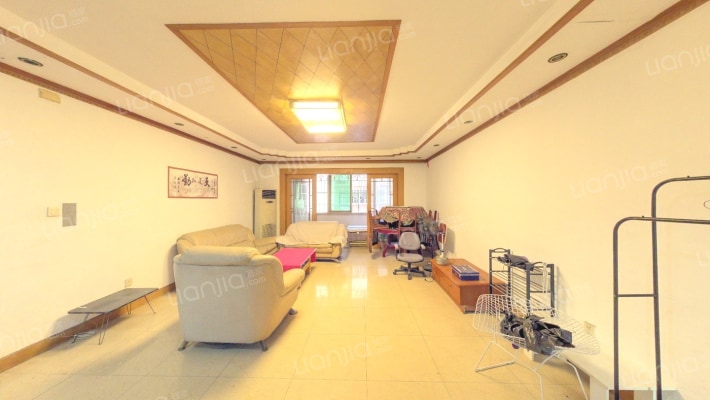 南天花园二手房实景图