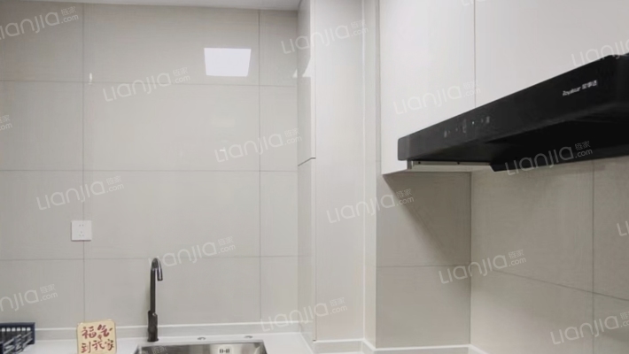 因出国急售三居36万，南北通透，明厨明卫-厨房