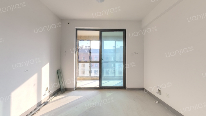 沿海 十里蓝院二手房实景图