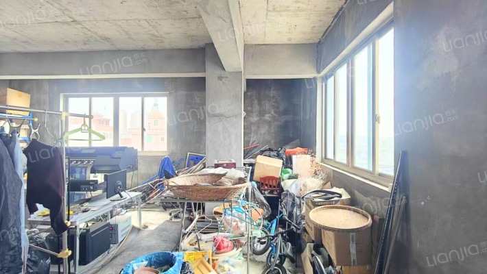 东中三路二手房实景图