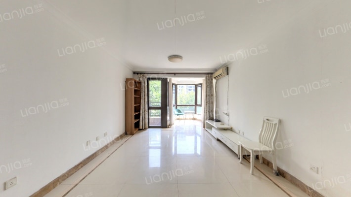 合生世界村E区二手房实景图