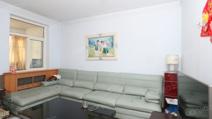 钟楼大街76号院二手房实景图