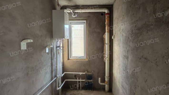 三利中和城B区洋房南北通透三居室位置好，随时可看房-厨房