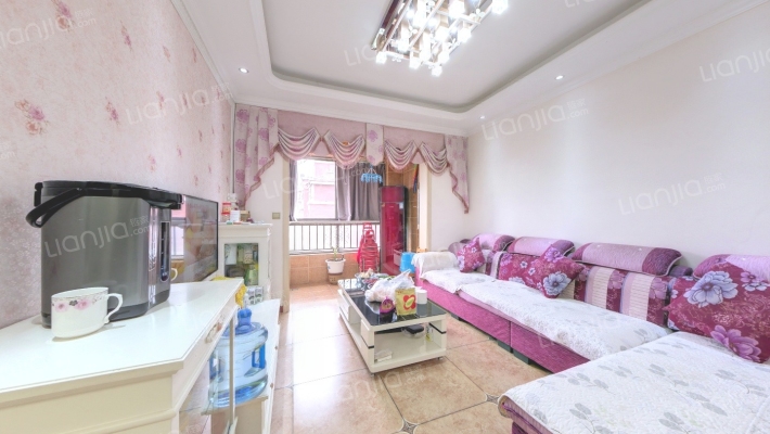 沿海赛洛城红堡二手房实景图